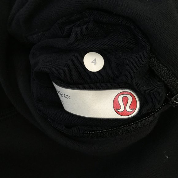 Lululemon Black  hoodie Jacket sz 4 - Picture 6 of 6